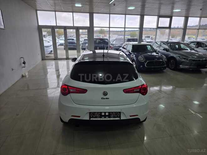 Alfa Romeo Giulietta 2017, 36,000 km - 1.4 l - Bakı