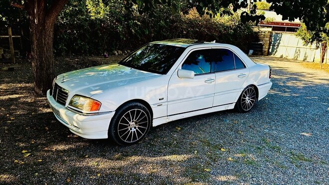 Mercedes C 240 1999, 246,000 km - 2.4 л - Beyləqan