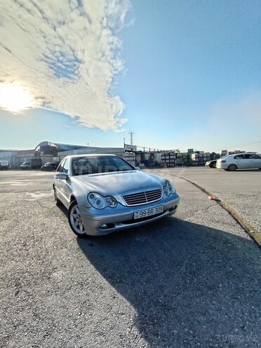 Mercedes C 240 2000, 302,630 km - 2.6 l - Bakı