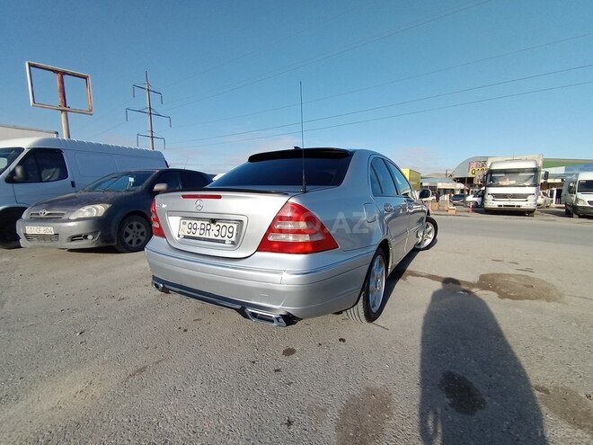 Mercedes C 240 2000, 302,630 km - 2.6 l - Bakı