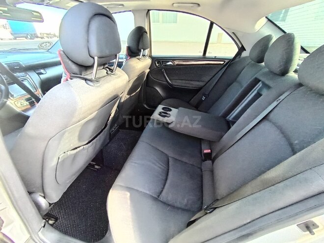 Mercedes C 240 2000, 302,630 km - 2.6 l - Bakı
