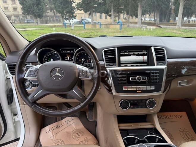 Mercedes ML 350 4MATIC 2012, 218,000 km - 3.5 л - Bakı
