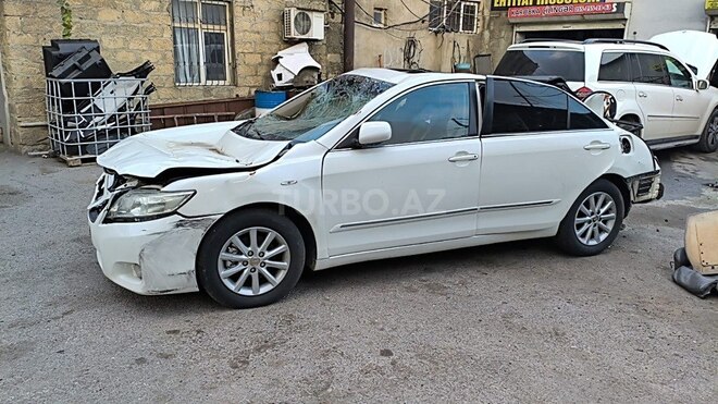 Toyota Camry-3