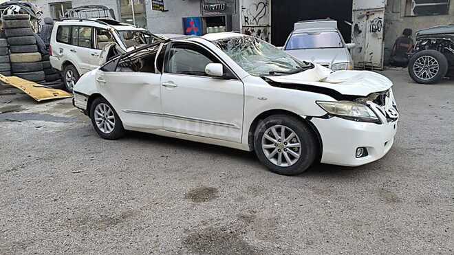 Toyota Camry-1