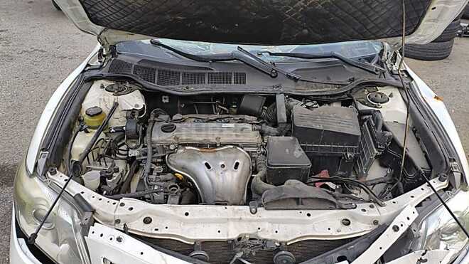 Toyota Camry-6