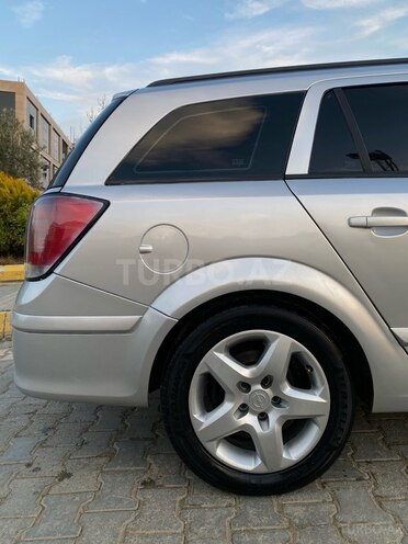 Opel Astra 2005, 208,000 km - 1.4 l - Bakı