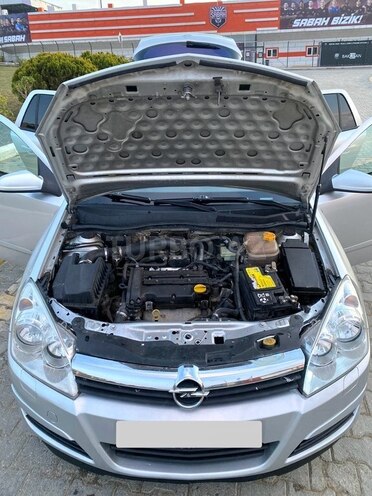 Opel Astra 2005, 208,000 km - 1.4 l - Bakı