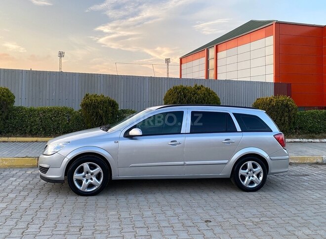 Opel Astra 2005, 208,000 km - 1.4 l - Bakı