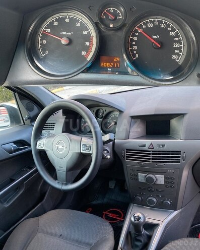 Opel Astra 2005, 208,000 km - 1.4 l - Bakı