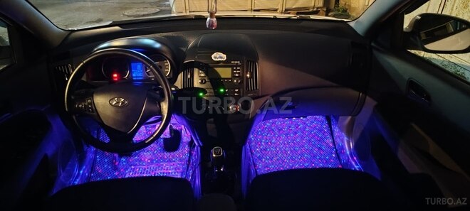 Hyundai i30 2011, 280,000 km - 1.4 l - Bakı