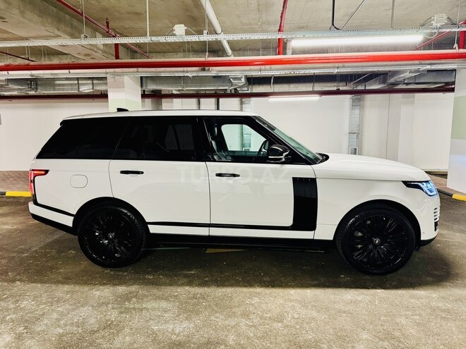 Land Rover Range Rover 2018, 130,000 km - 3.0 l - Bakı