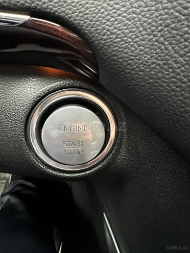 Mercedes GL 550 4MATIC-13