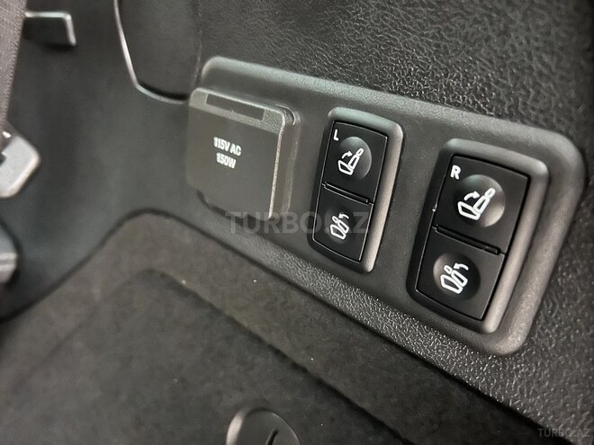 Mercedes GL 550 4MATIC-15