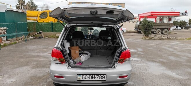Mitsubishi Airtrek 2002, 268,413 km - 2.0 l - Sumqayıt