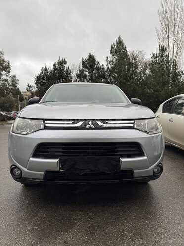 Mitsubishi Outlander 2014, 230,014 km - 2.4 l - Bakı