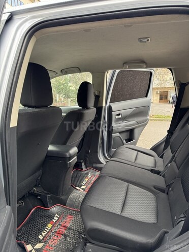 Mitsubishi Outlander 2014, 230,014 km - 2.4 l - Bakı