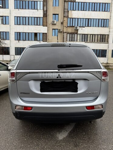 Mitsubishi Outlander 2014, 230,014 km - 2.4 l - Bakı