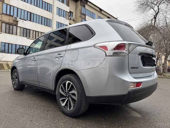 Mitsubishi Outlander 2014, 230,014 km - 2.4 l - Bakı