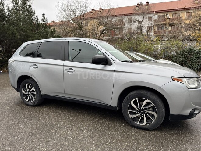 Mitsubishi Outlander 2014, 230,014 km - 2.4 l - Bakı