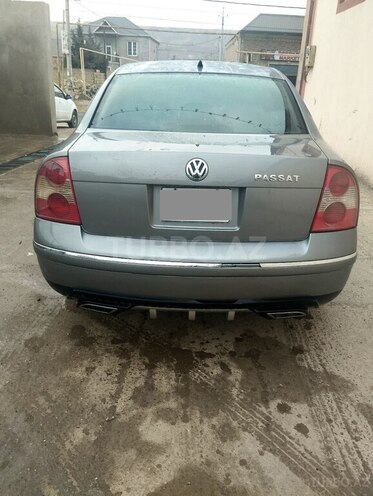 Volkswagen Passat 2003, 326,580 km - 1.8 l - Bakı