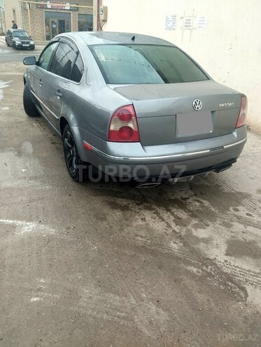 Volkswagen Passat 2003, 326,580 km - 1.8 l - Bakı