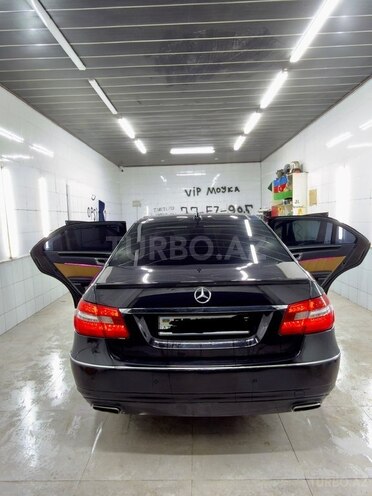 Mercedes E 350 2010, 335,000 km - 3.5 l - Bakı