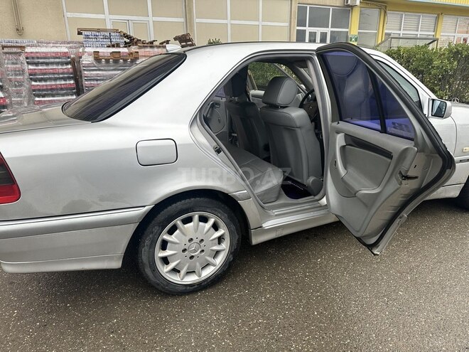 Mercedes C 200 1999, 210,376 km - 2.0 l - Bakı