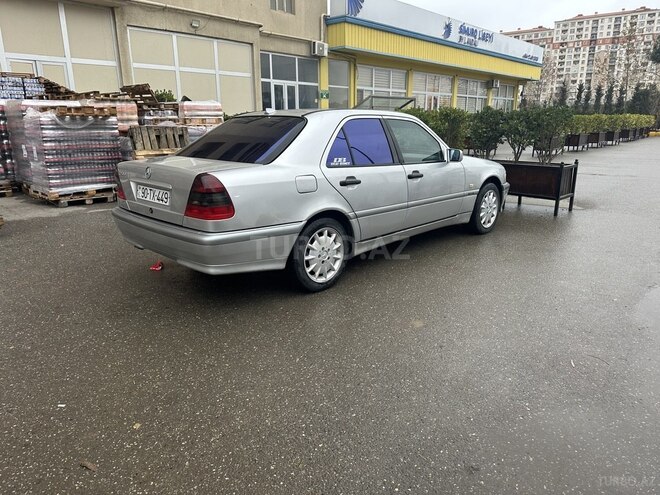 Mercedes C 200 1999, 210,376 km - 2.0 l - Bakı