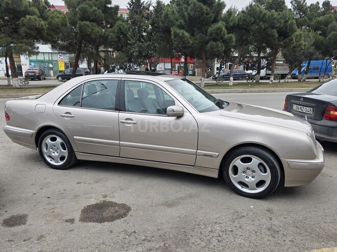 Mercedes E 240 1999, 275,000 km - 2.4 л - Bakı