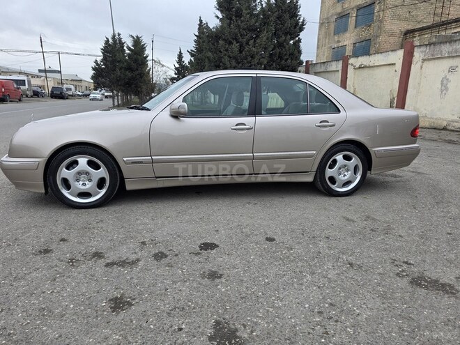 Mercedes E 240 1999, 275,000 km - 2.4 л - Bakı