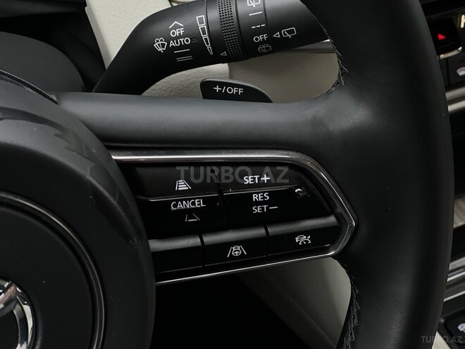 Mazda CX-90-10