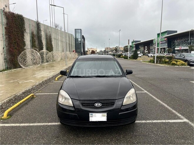 Kia Rio-1