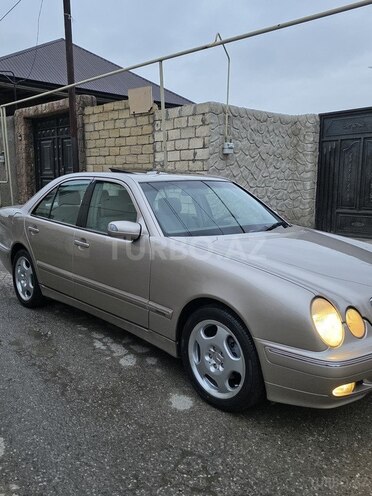 Mercedes E 240 1999, 275,000 km - 2.4 л - Bakı