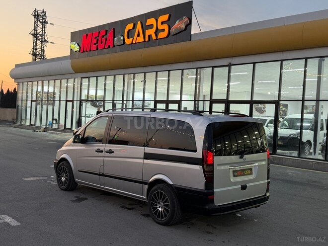 Mercedes Viano-6