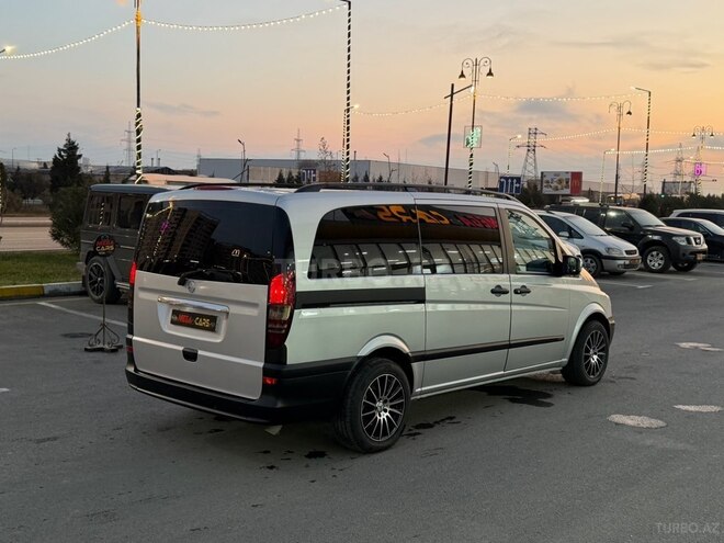 Mercedes Viano-4
