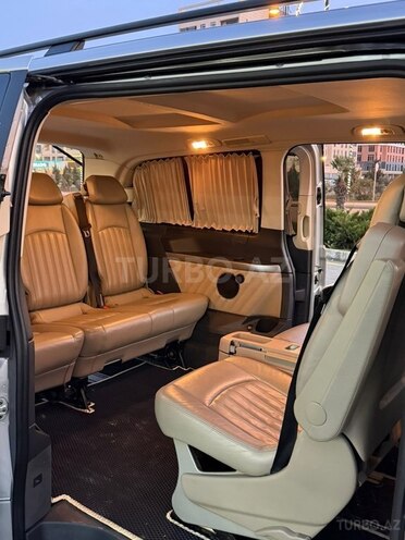 Mercedes Viano-19