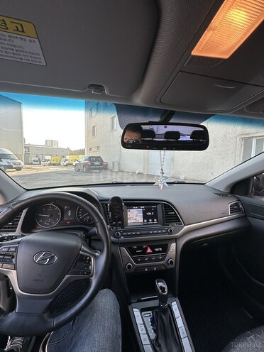 Hyundai Avante 2016, 173,996 km - 1.6 л - Bakı