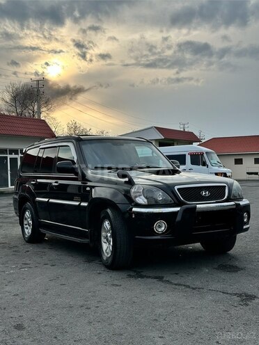 Hyundai Terracan 2003, 280,000 km - 2.9 l - Qax