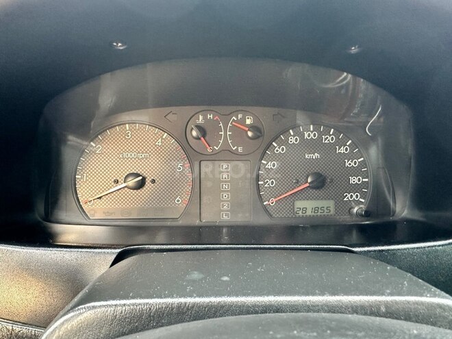 Hyundai Terracan 2003, 280,000 km - 2.9 l - Qax