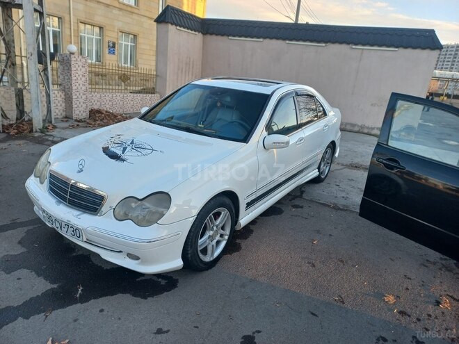 Mercedes C 240 2002, 236,000 km - 2.6 l - Gəncə