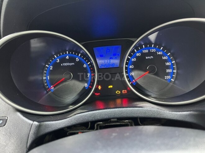 Hyundai Tucson-8