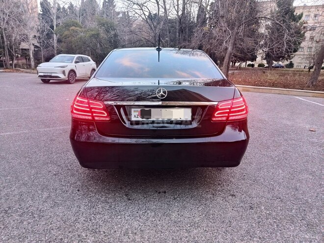 Mercedes E 220 2015, 280,000 km - 2.1 l - Bakı