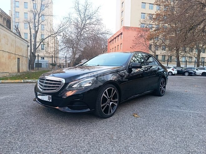 Mercedes E 220 2015, 280,000 km - 2.1 l - Bakı