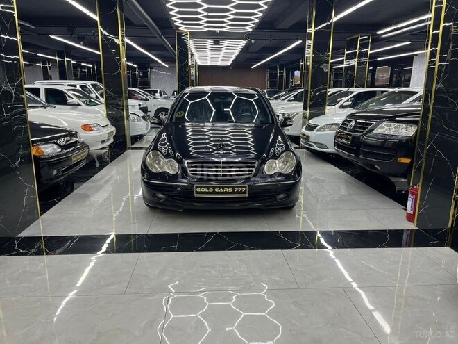 Mercedes C 270-9