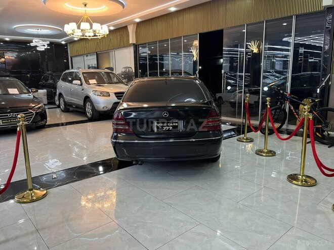 Mercedes C 270-11