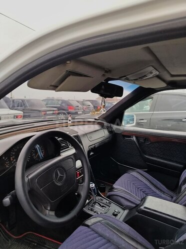 Mercedes C 220 1994, 404,700 km - 2.2 л - Biləsuvar