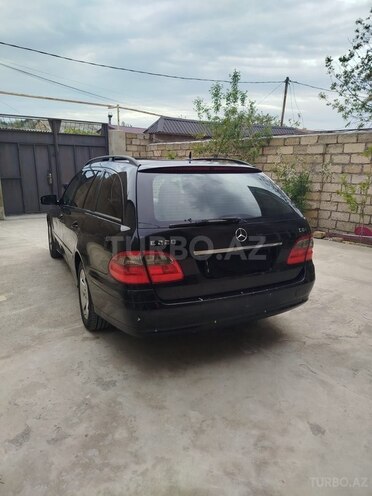 Mercedes E 220-6
