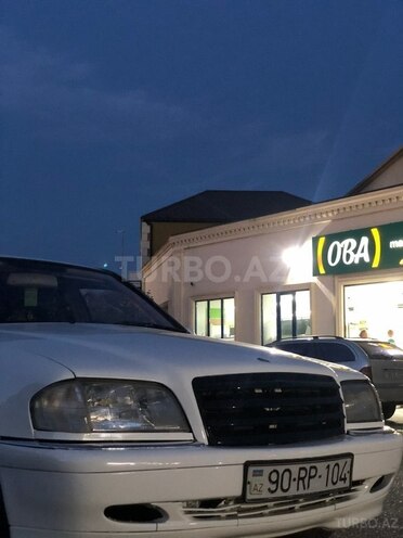 Mercedes C 230 1998, 280,000 km - 2.3 l - Bakı