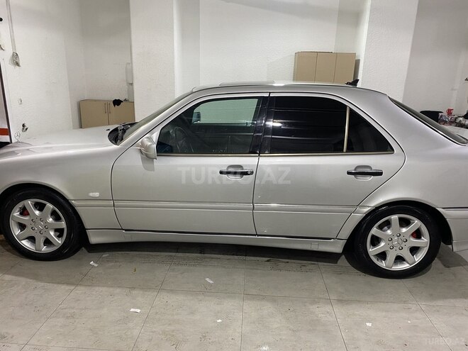 Mercedes C 230 1999, 250,000 km - 2.3 л - Bakı