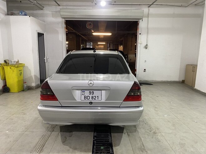 Mercedes C 230 1999, 250,000 km - 2.3 л - Bakı
